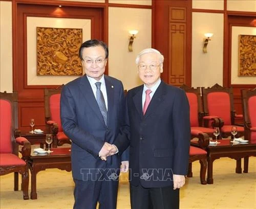 越南领导人会见韩国共同民主党代表团
