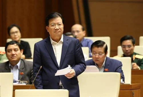 第十四届国会第8次会议：致力解决未来几年电力供应短缺问题