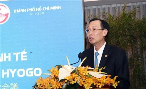 胡志明市与兵库县经济合作促进会议举行