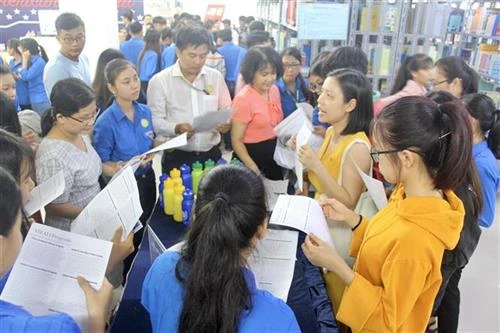“美国约会空间”在安江大学正式揭牌