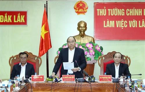 阮春福总理同得乐省领导进行座谈 