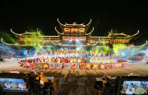 庆祝2019年联合国卫塞节的“遗产大道”国际艺术表演晚会