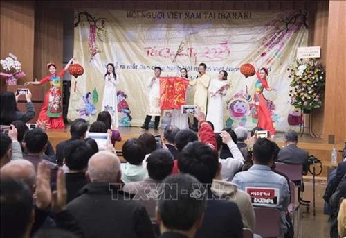 旅居日本茨城县越南人协会执行委员会正式亮相