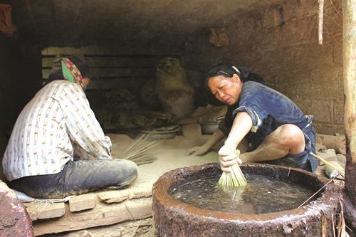 侬族的制香行业 ảnh 2