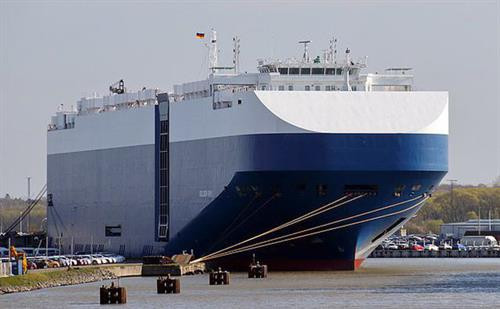 滚装集装箱船（RO-RO）。图自互联网