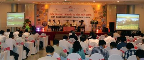 论坛场景。(图片来源:越通社) 论坛场景。(图片来源:越通社)