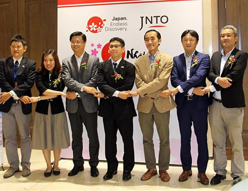 与会代表合影。（图片来源：因特网）