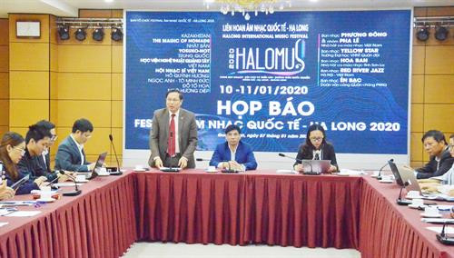 广宁省省委宣教部与广宁省文化体育厅联合举行新闻发布会。图自互联网