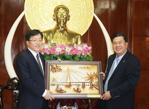 韩国投资商拟在芹苴市投资兴建废物处理厂 ảnh 1