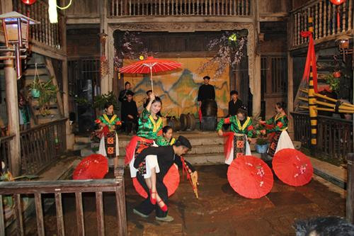 资料图：赫蒙族竽笙表演活动。图自互联网