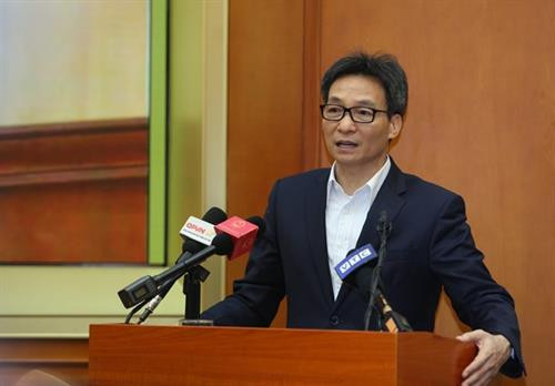 武德儋发表讲话。图自越通社
