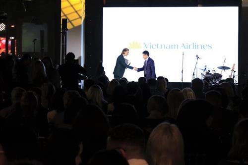 越南Vinpearl股份公司Vinpearl Travel Ru旅游在俄罗斯正式揭牌。图自越通社