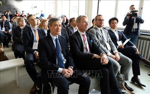 活动吸引约100名代表参加。图自越通社 活动吸引约100名代表参加。图自越通社