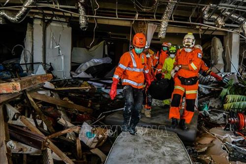 印尼各职能机关积极开展救援工作。图自新华社 印尼各职能机关积极开展救援工作。图自新华社