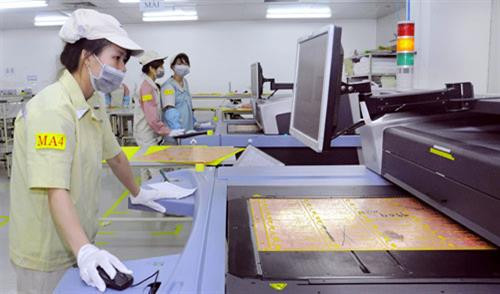 越南出口活动将朝着增加加工制造产品和农产品,逐步减少自然资源及矿产开采比重的方向发展。(图片来源:越通社) 越南出口活动将朝着增加加工制造产品和农产品,逐步减少自然资源及矿产开采比重的方向发展。(图片来源:越通社)