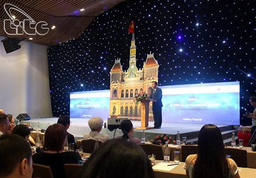 越南旅游总局旅行司司长阮贵方在会议上发表讲话。(图片来源:http://www.dulichvn.org.vn) 越南旅游总局旅行司司长阮贵方在会议上发表讲话。(图片来源:http://www.dulichvn.org.vn)