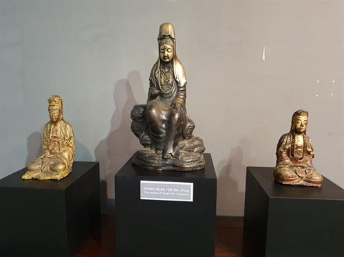 古佛像雕塑展览亮相胡志明市美术博物馆。图自互联网