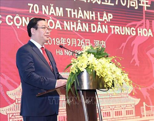 越南政府副总理王庭惠在庆祝典礼上发言。图自越通社