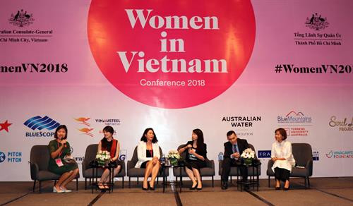 与会代表。图自越通社 与会代表。图自越通社