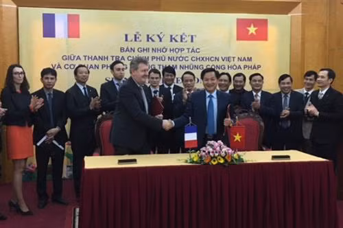 签署仪式。（图片来源：越通社）