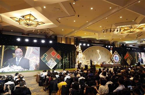 会议场景。图自越通社