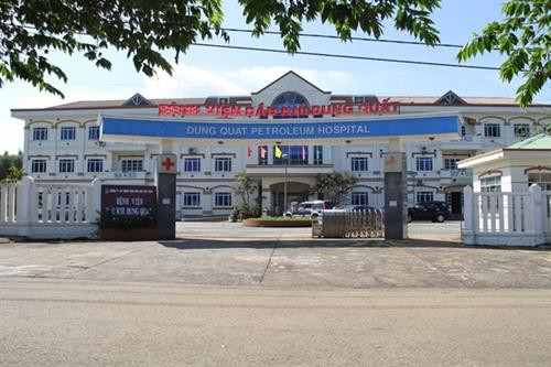 广义省在容桔经济区容桔油气医院成立野战医院。图自baoquangngai.vn