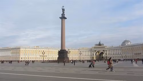 俄罗斯Hermitage国家博物馆。图自https://baotintuc.vn