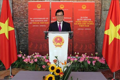 杨志勇大使发表讲话。图自越通社