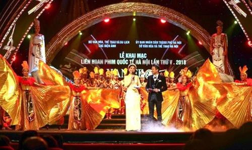 第五届河内国际电影节开幕式。图自《新河内报》