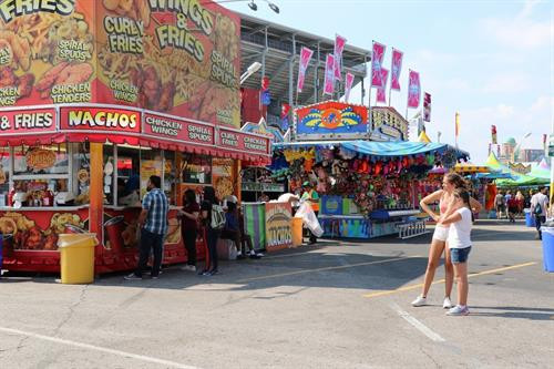 加拿大国家展览会场景。 图自越通社 加拿大国家展览会场景。 图自越通社