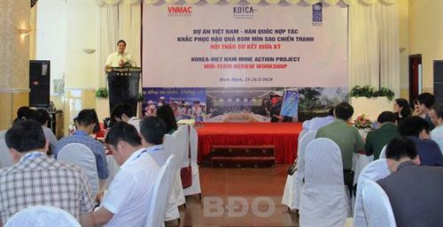 会议场景。图自baobinhdinh