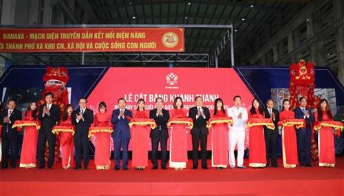 北宁省220-500kV电力变压器生产厂落成。图自越通社 北宁省220-500kV电力变压器生产厂落成。图自越通社