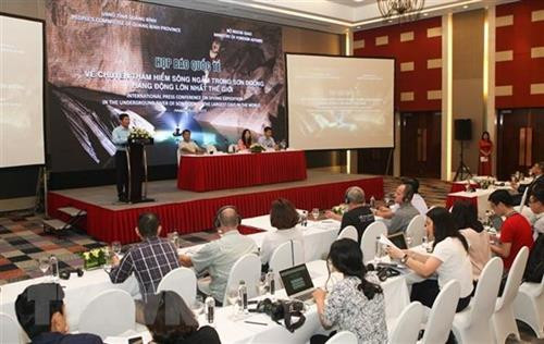 国际新闻发布会场景。图自越通社 国际新闻发布会场景。图自越通社