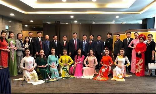 与会代表合影。 图自互联网 与会代表合影。 图自互联网