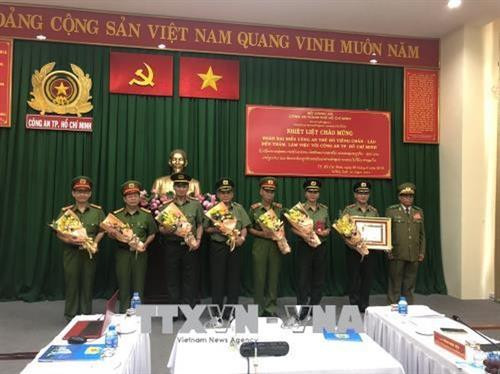 勋章授予仪式。（图片来源：越通社）