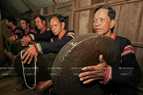 锣钲被视为埃地族同胞的灵魂。（图片来源：越通社）