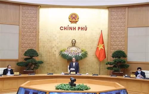 政府总理阮春福在会上发表讲话。图自越通社 政府总理阮春福在会上发表讲话。图自越通社