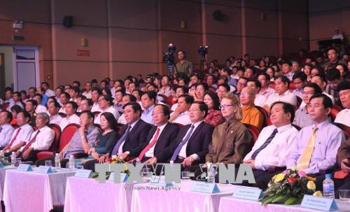 与会代表（图片来源：越通社）