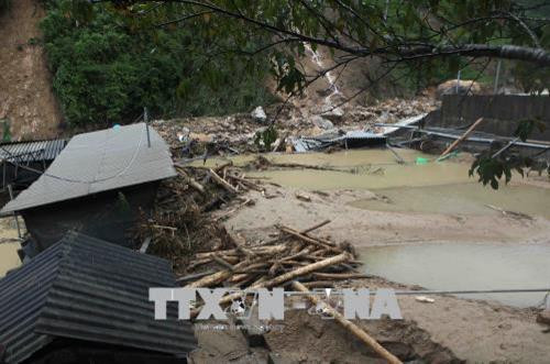 北部山区暴雨洪灾致民众损失惨重。(图片来源:越通社) 北部山区暴雨洪灾致民众损失惨重。(图片来源:越通社)