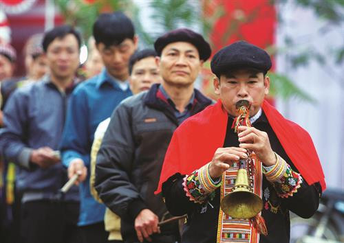 越南安沛省红瑶族的婚嫁礼仪 ảnh 9