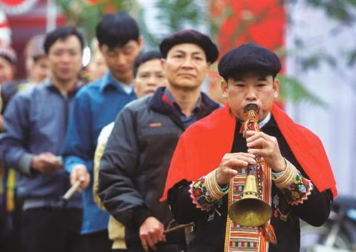 越南安沛省红瑶族的婚嫁礼仪 ảnh 9