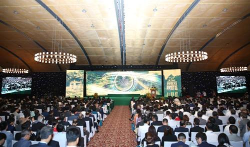 河内市年度会议场景。（图片来源：http://danviet.vn）