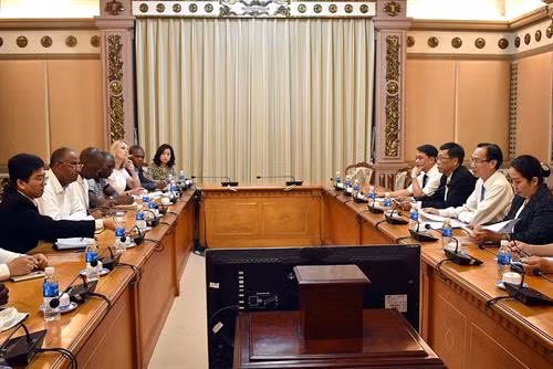 会议全景。图自越通社