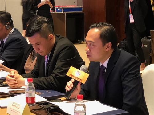 越南驻华大使馆商务参赞陶越英在研讨会上发表讲话。图自越通社