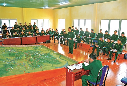 战术-战役课。 战术-战役课。