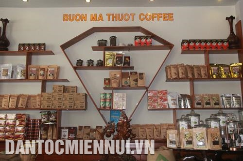 截至目前，10个国家已同比保护邦美蜀咖啡地理标志和集体商标。记者 范强 摄