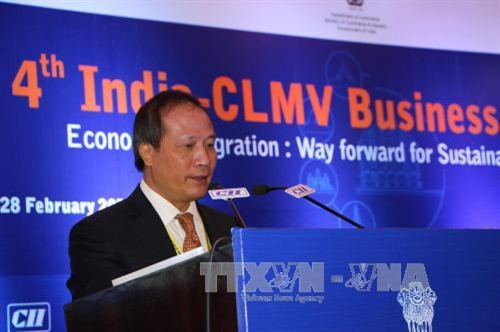 越南工商部副部长高国兴在会议上致词。(图片来源:越通社) 越南工商部副部长高国兴在会议上致词。(图片来源:越通社)