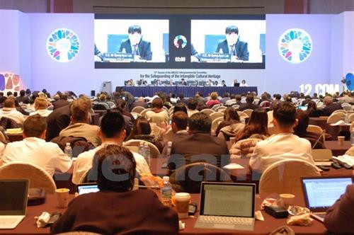 联合国教科文组织保护非物质文化遗产政府间委员会第12届常会场景。（图片来源：越通社）