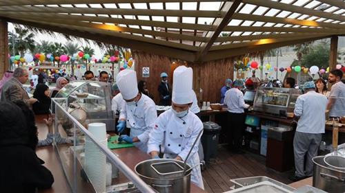 介绍越南饮食文化。图自越通社