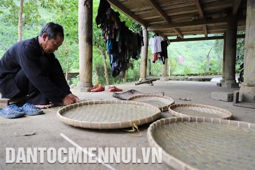 竹藤编制是莽族人的传统手工艺业之一。图：安成达